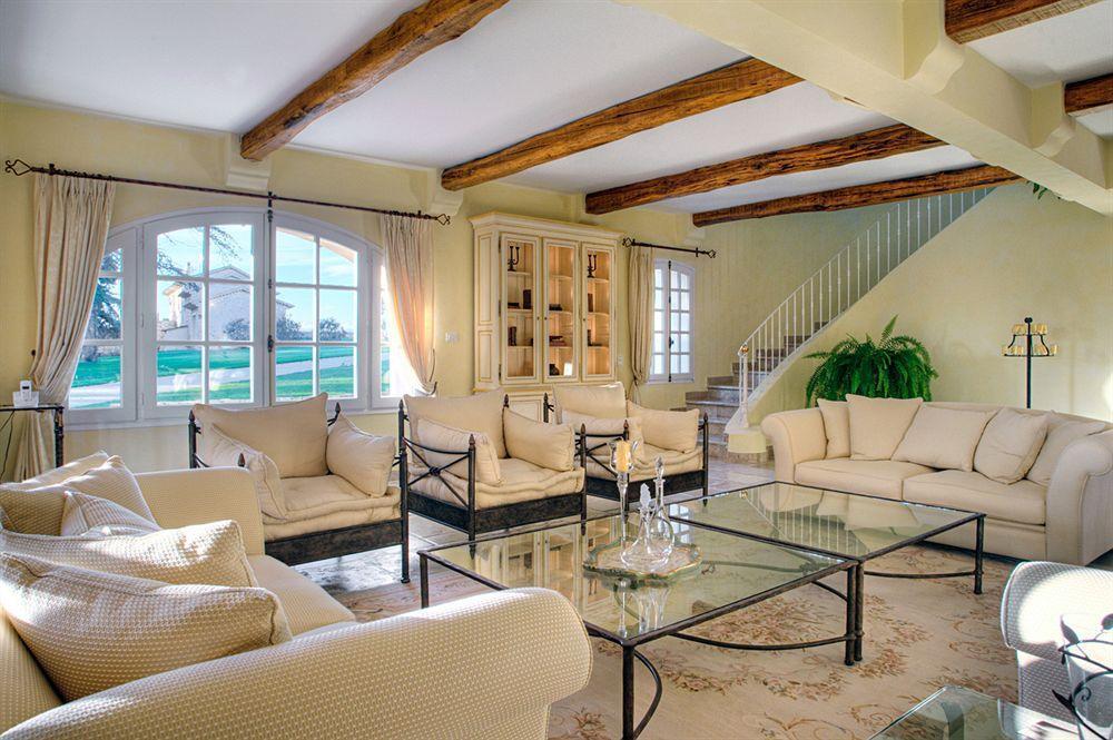 מלון לורג'ה Chateau Les Crostes מראה חיצוני תמונה