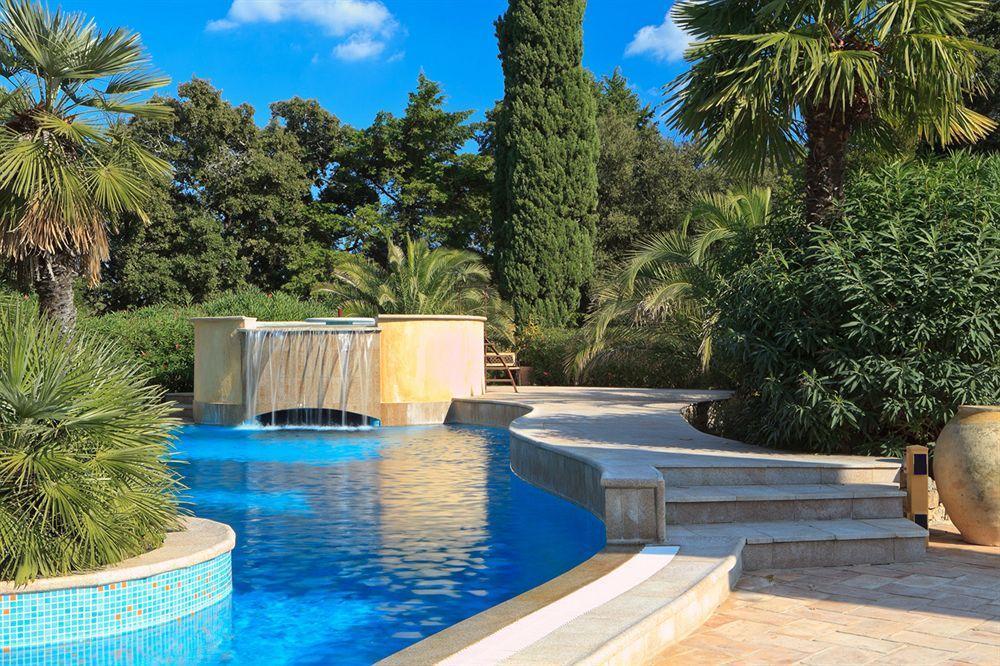 מלון לורג'ה Chateau Les Crostes מראה חיצוני תמונה